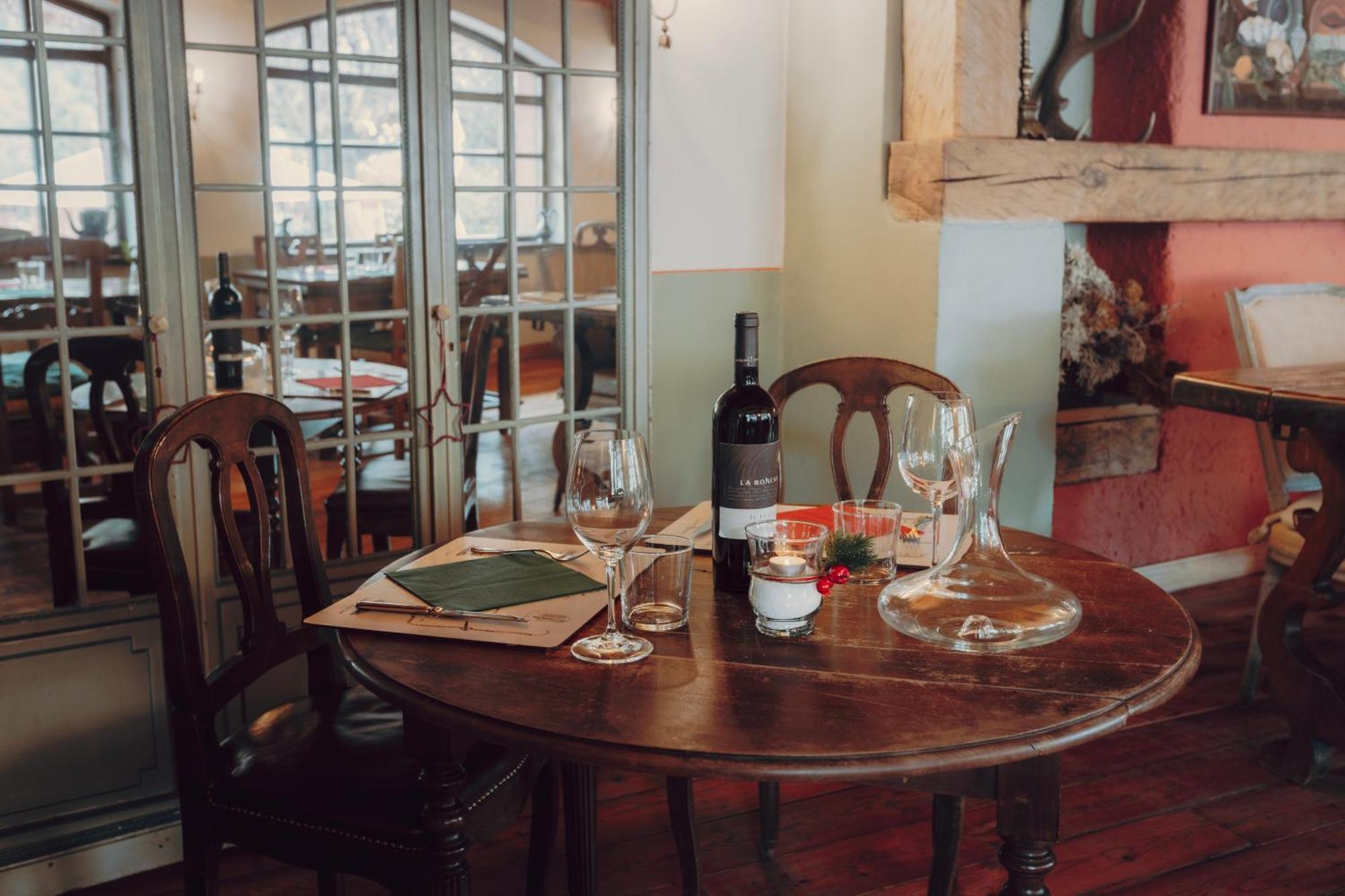 Locanda La Brenva - Estella Hotel Collection & Experience กูร์มาเยอร์ ภายนอก รูปภาพ