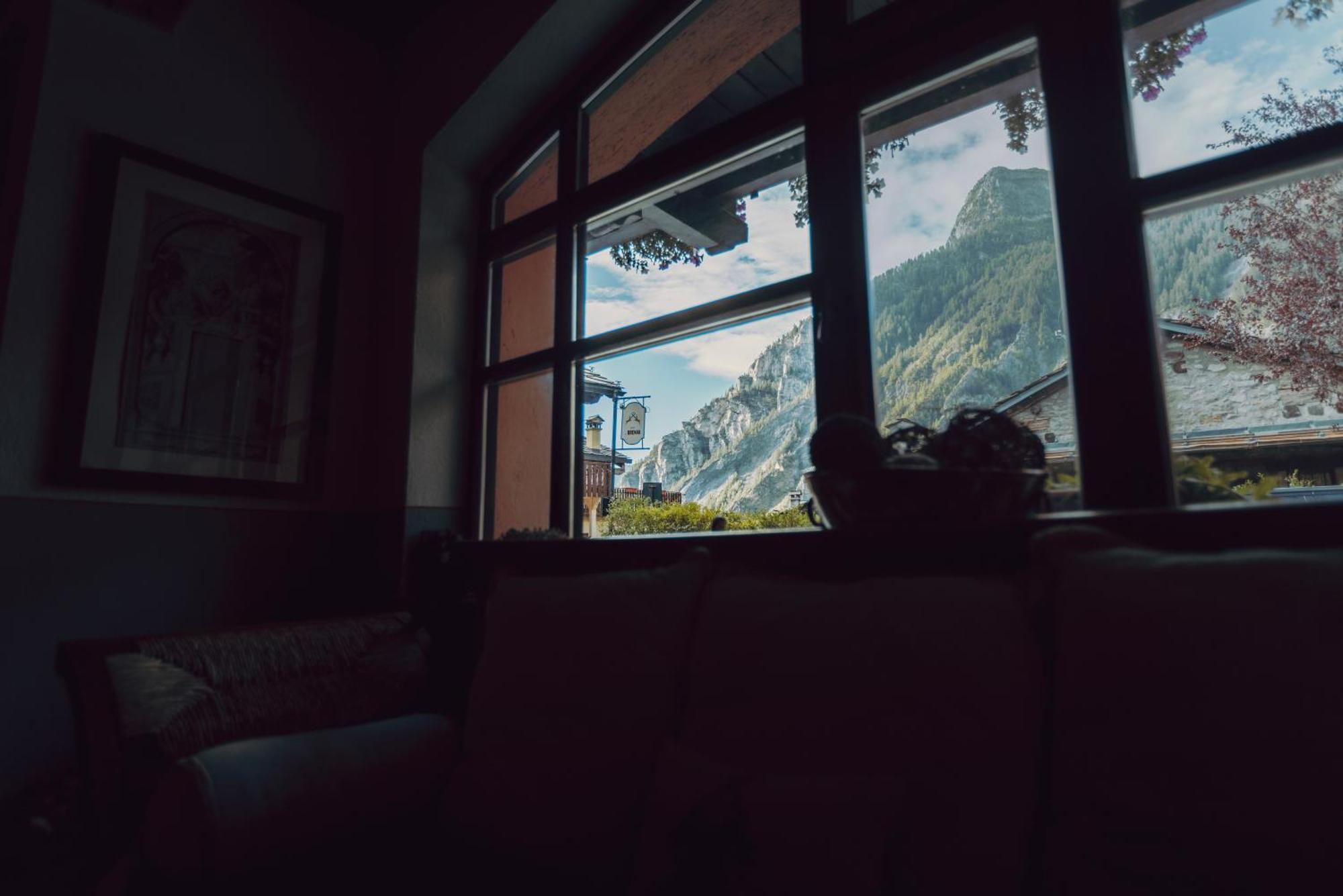 Locanda La Brenva - Estella Hotel Collection & Experience กูร์มาเยอร์ ภายนอก รูปภาพ