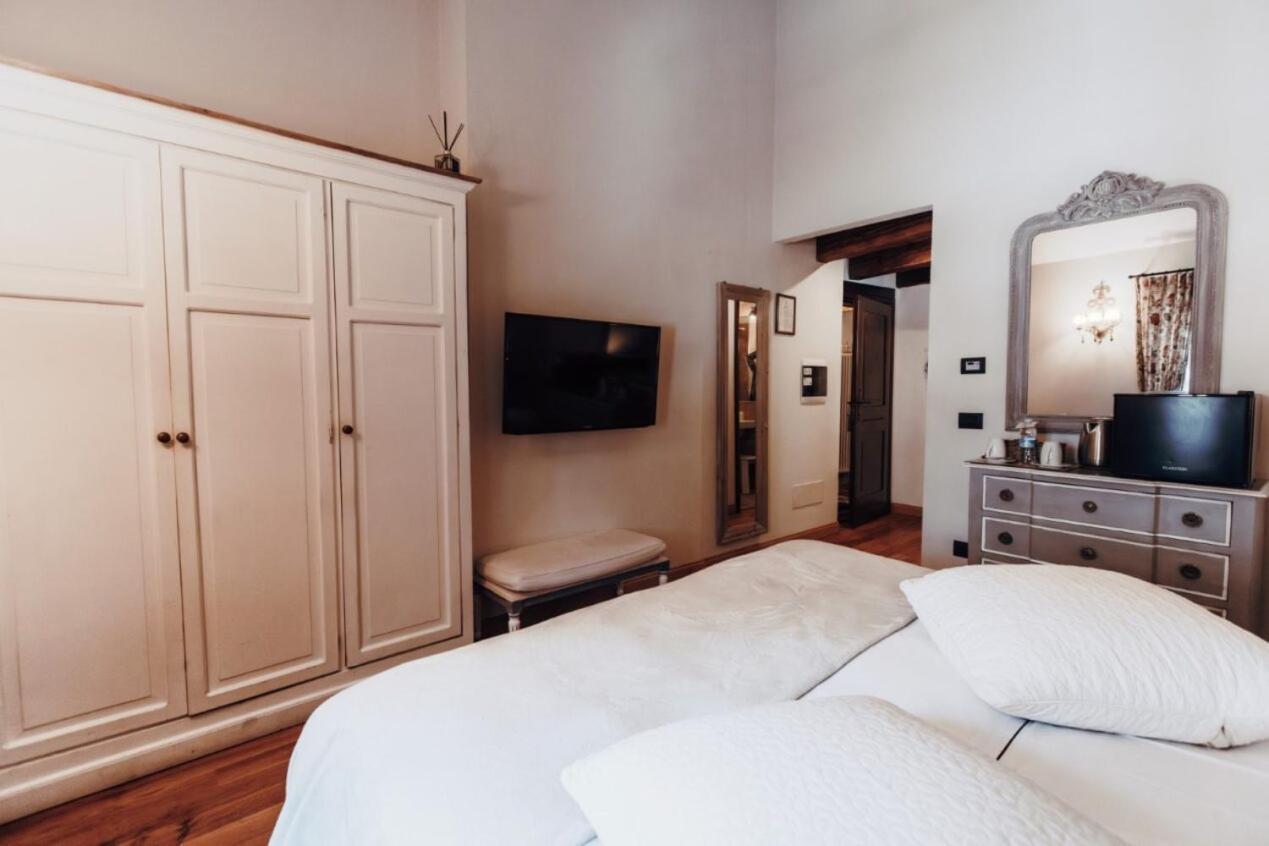 Locanda La Brenva - Estella Hotel Collection & Experience กูร์มาเยอร์ ภายนอก รูปภาพ